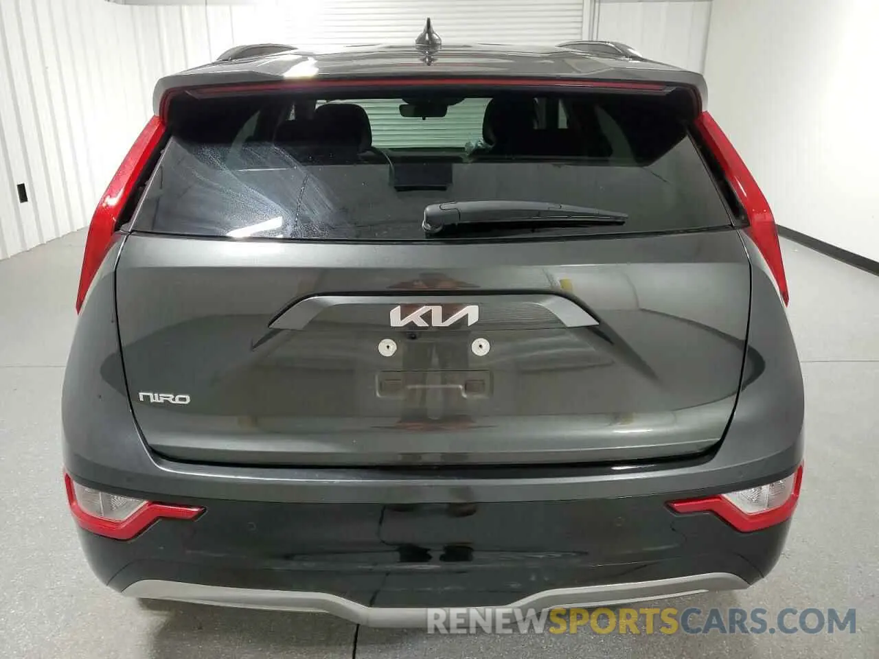 6 Photograph of a damaged car KNDCR3L18R5121416 KIA NIRO WIND 2024