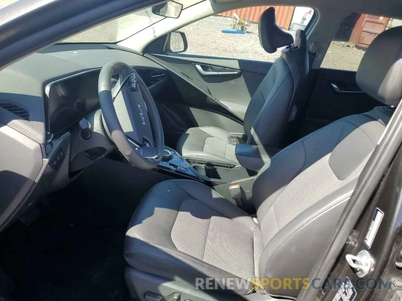 7 Photograph of a damaged car KNDCR3L19R5121117 KIA NIRO WIND 2024