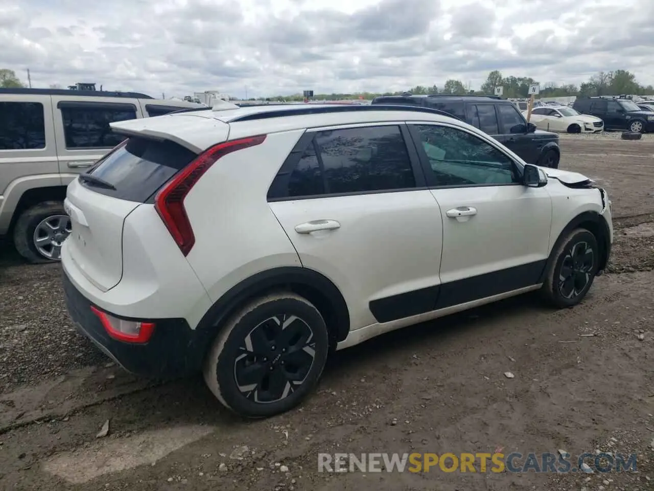 3 Photograph of a damaged car KNDCR3L19R5121733 KIA NIRO WIND 2024
