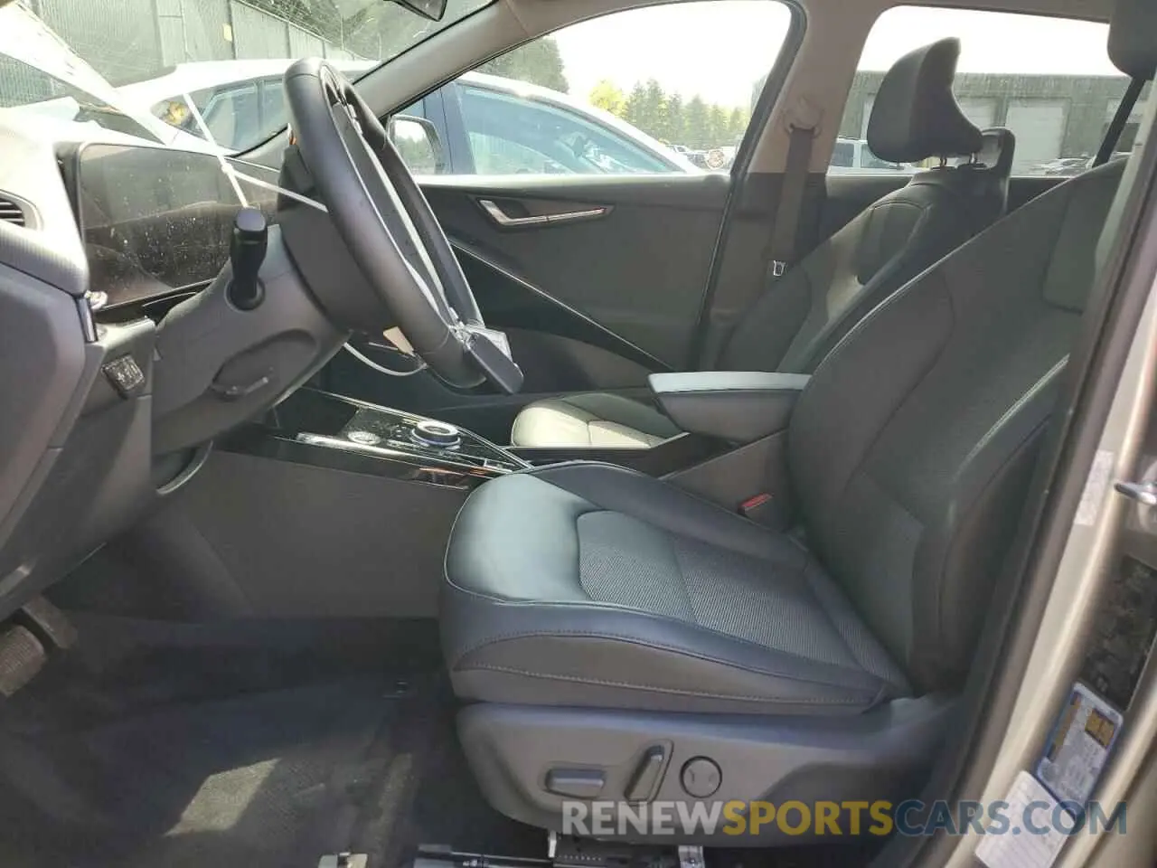 7 Photograph of a damaged car KNDCR3L1XR5079928 KIA NIRO WIND 2024