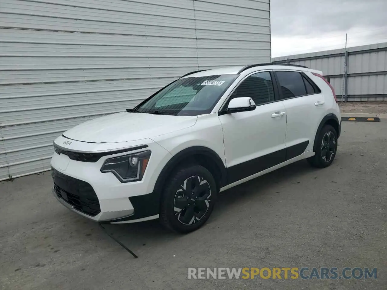 1 Photograph of a damaged car KNDCR3L1XR5110689 KIA NIRO WIND 2024