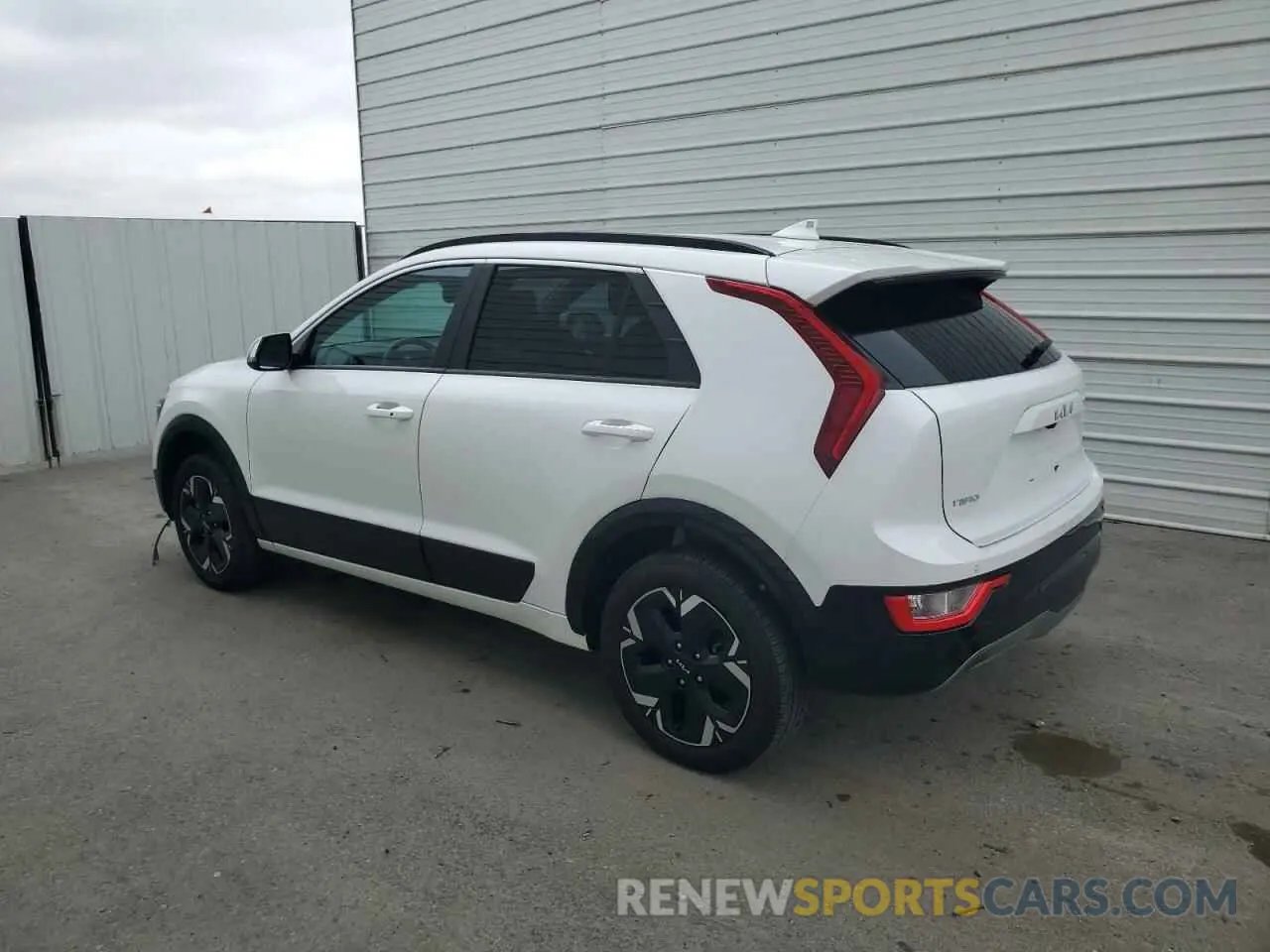 2 Photograph of a damaged car KNDCR3L1XR5110689 KIA NIRO WIND 2024