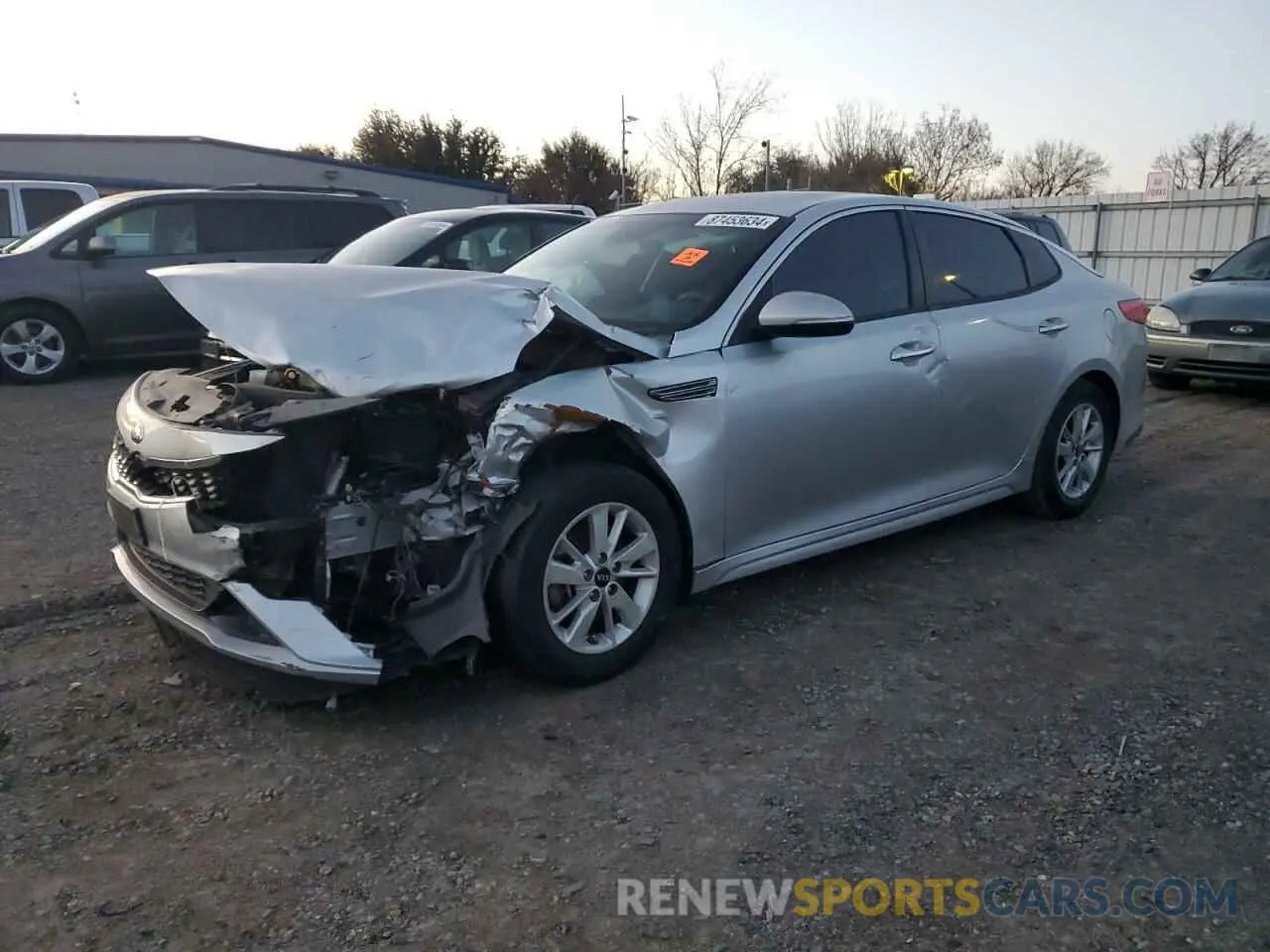 1 Photograph of a damaged car 5XXGT4L30KG277347 KIA OPTIMA 2019
