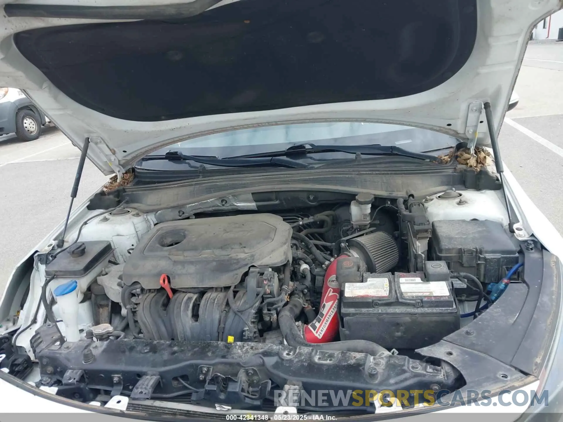 10 Photograph of a damaged car 5XXGT4L30KG280104 KIA OPTIMA 2019