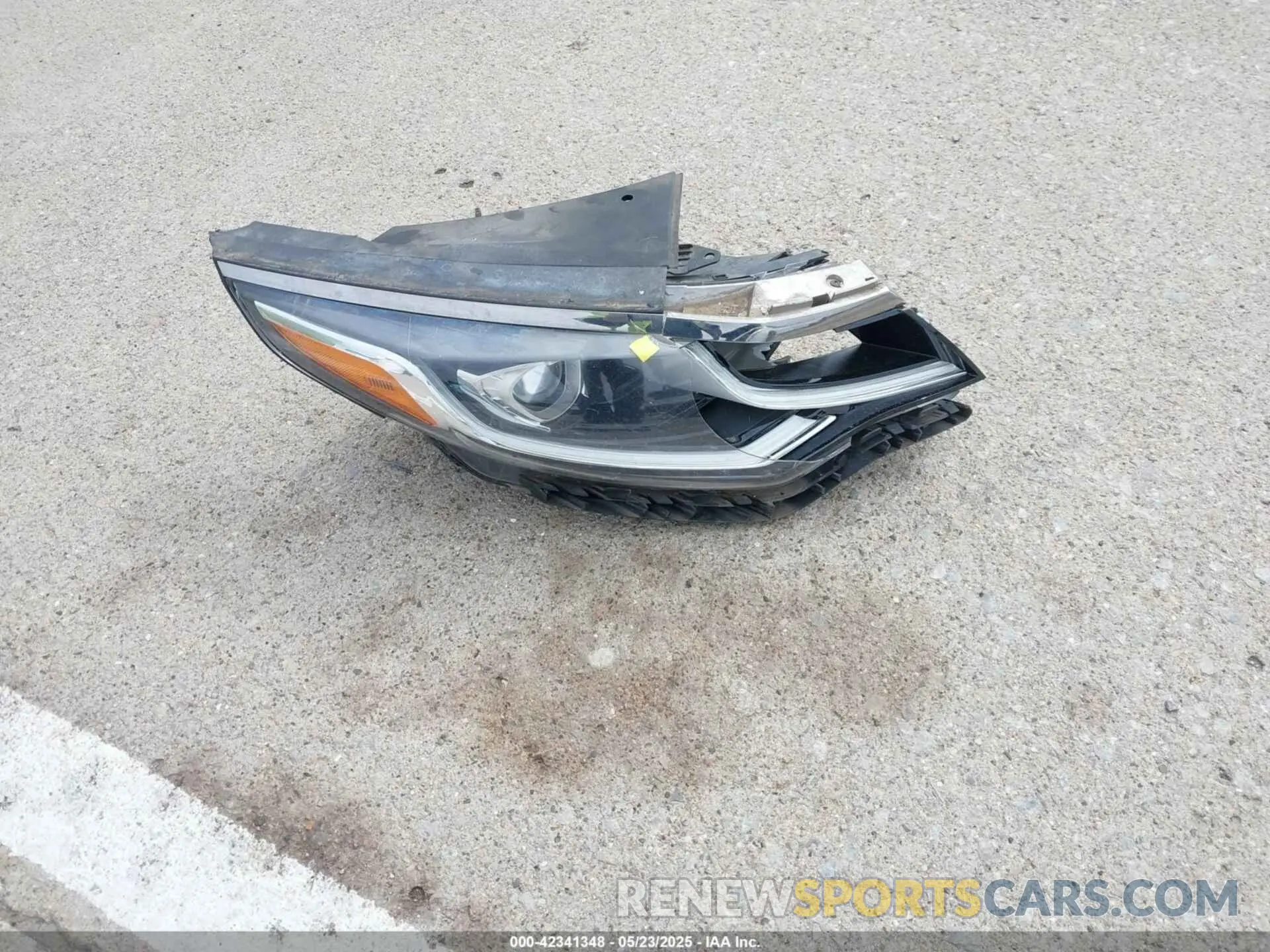 12 Photograph of a damaged car 5XXGT4L30KG280104 KIA OPTIMA 2019