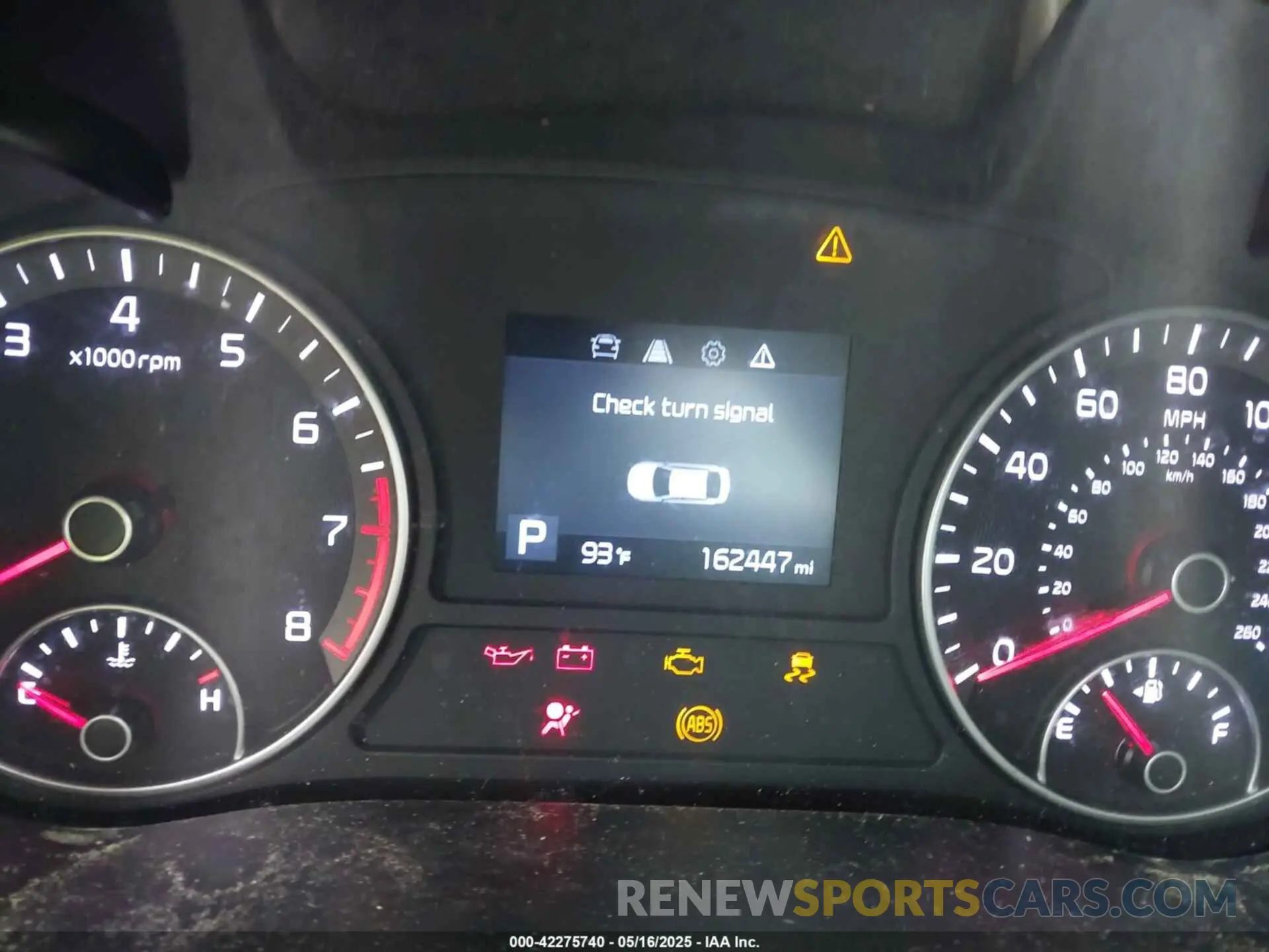 7 Photograph of a damaged car 5XXGT4L30KG282063 KIA OPTIMA 2019
