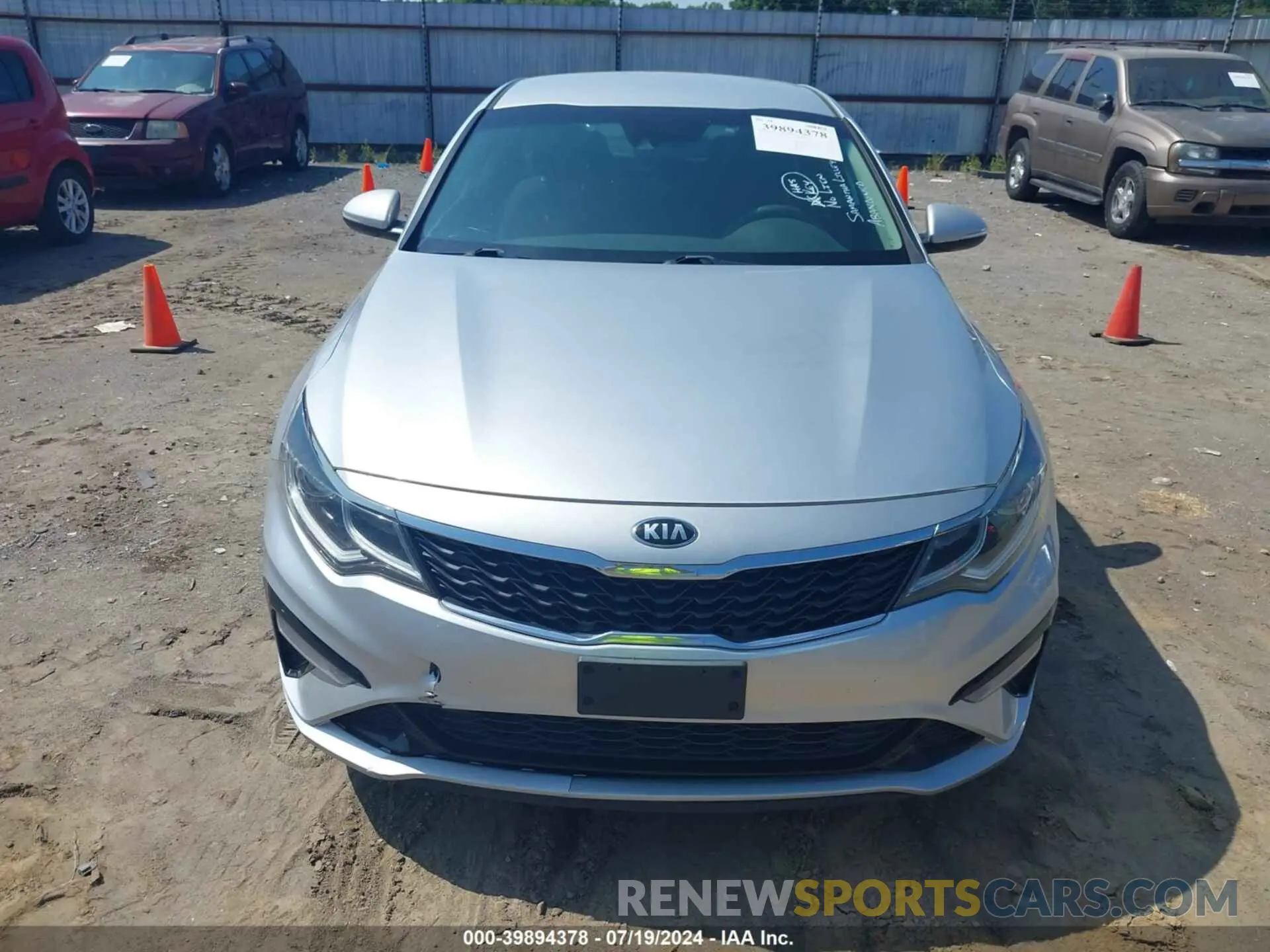12 Photograph of a damaged car 5XXGT4L30KG293631 KIA OPTIMA 2019