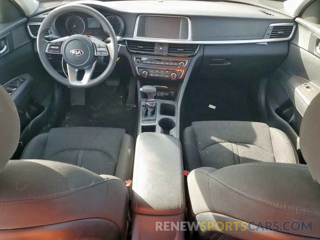 8 Фотография поврежденного автомобиля 5XXGT4L30KG310055 KIA OPTIMA 2019