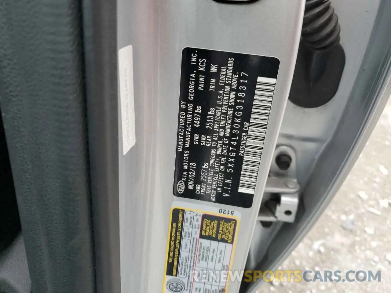 12 Photograph of a damaged car 5XXGT4L30KG318317 KIA OPTIMA 2019
