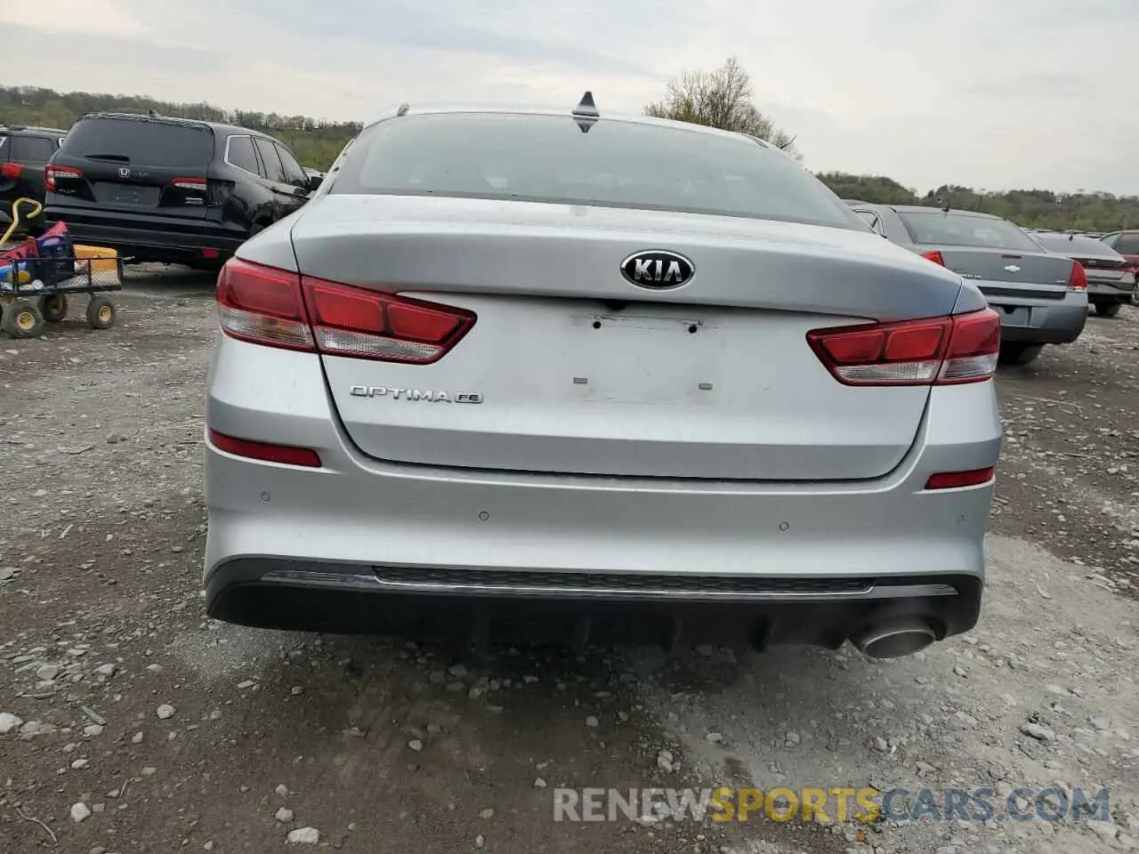 6 Photograph of a damaged car 5XXGT4L30KG318317 KIA OPTIMA 2019
