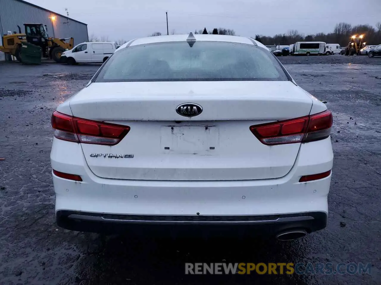 6 Photograph of a damaged car 5XXGT4L30KG326577 KIA OPTIMA 2019