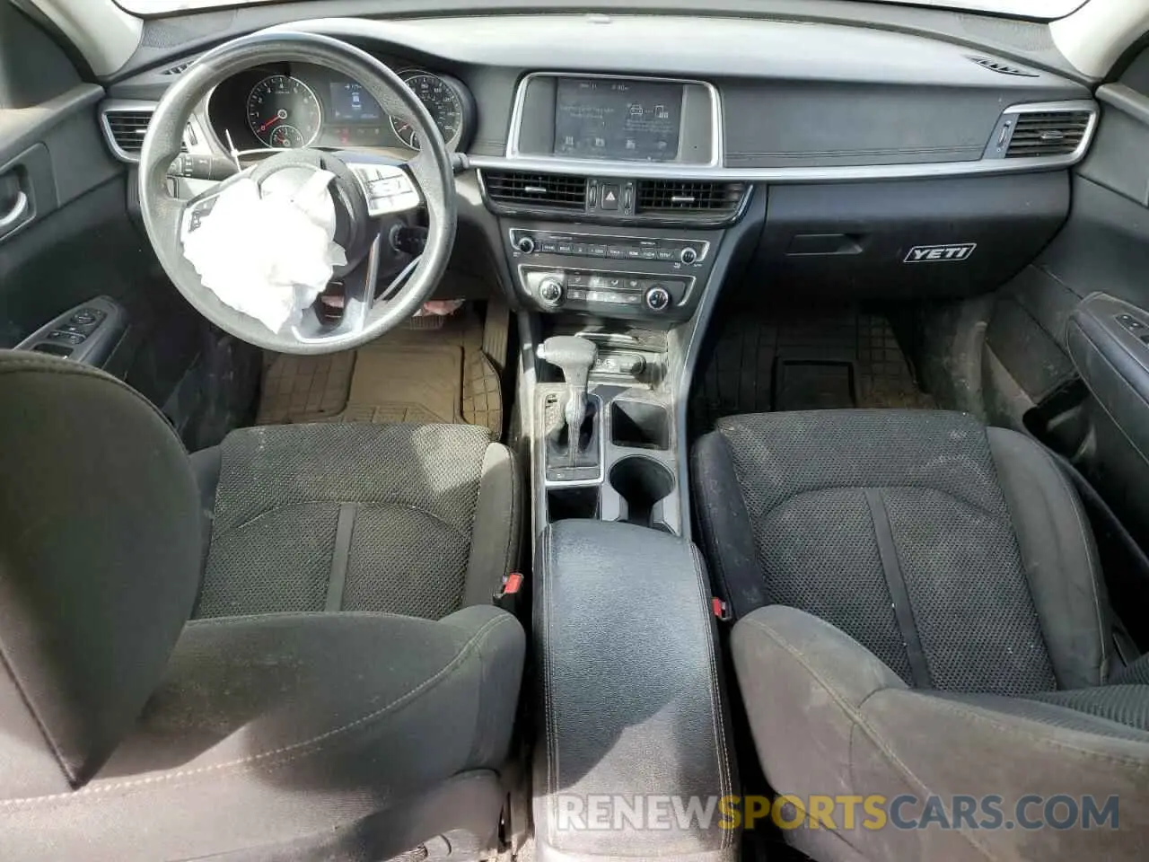 8 Фотография поврежденного автомобиля 5XXGT4L30KG338082 KIA OPTIMA 2019