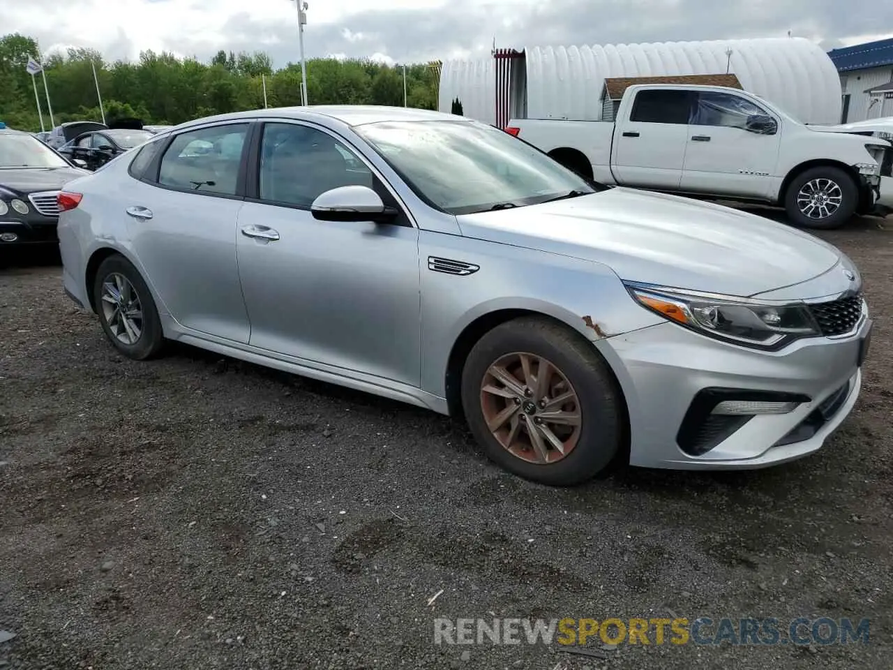 4 Photograph of a damaged car 5XXGT4L30KG340284 KIA OPTIMA 2019