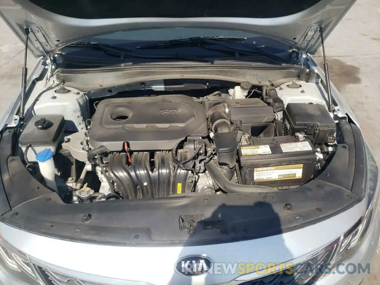 11 Photograph of a damaged car 5XXGT4L30KG347431 KIA OPTIMA 2019