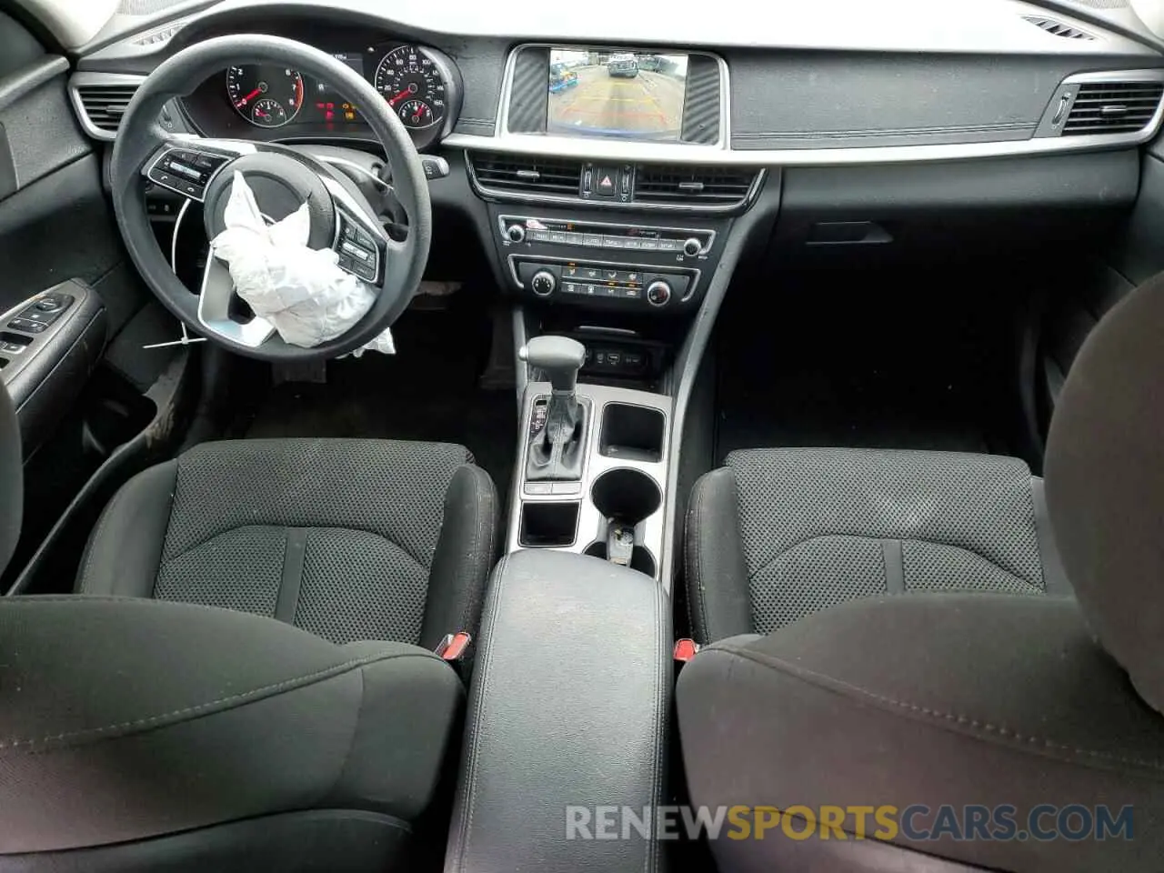 8 Фотография поврежденного автомобиля 5XXGT4L30KG362169 KIA OPTIMA 2019