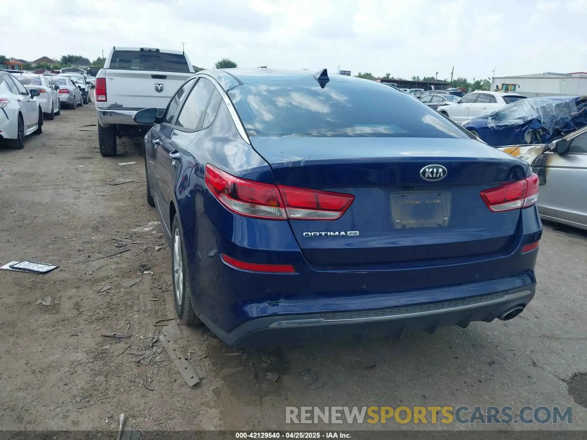 3 Фотография поврежденного автомобиля 5XXGT4L31KG277891 KIA OPTIMA 2019
