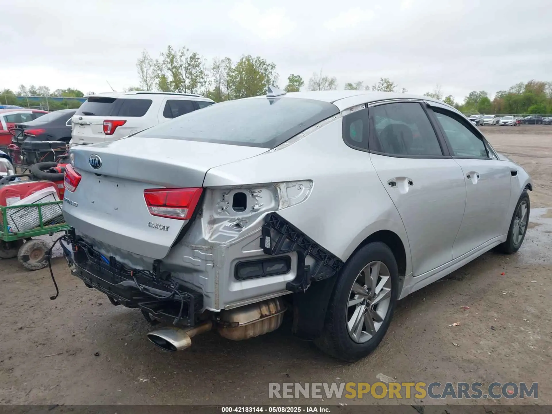 4 Фотография поврежденного автомобиля 5XXGT4L31KG320819 KIA OPTIMA 2019