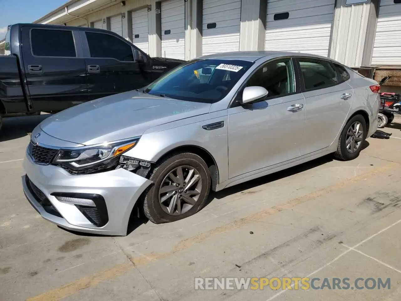 1 Photograph of a damaged car 5XXGT4L31KG323056 KIA OPTIMA 2019