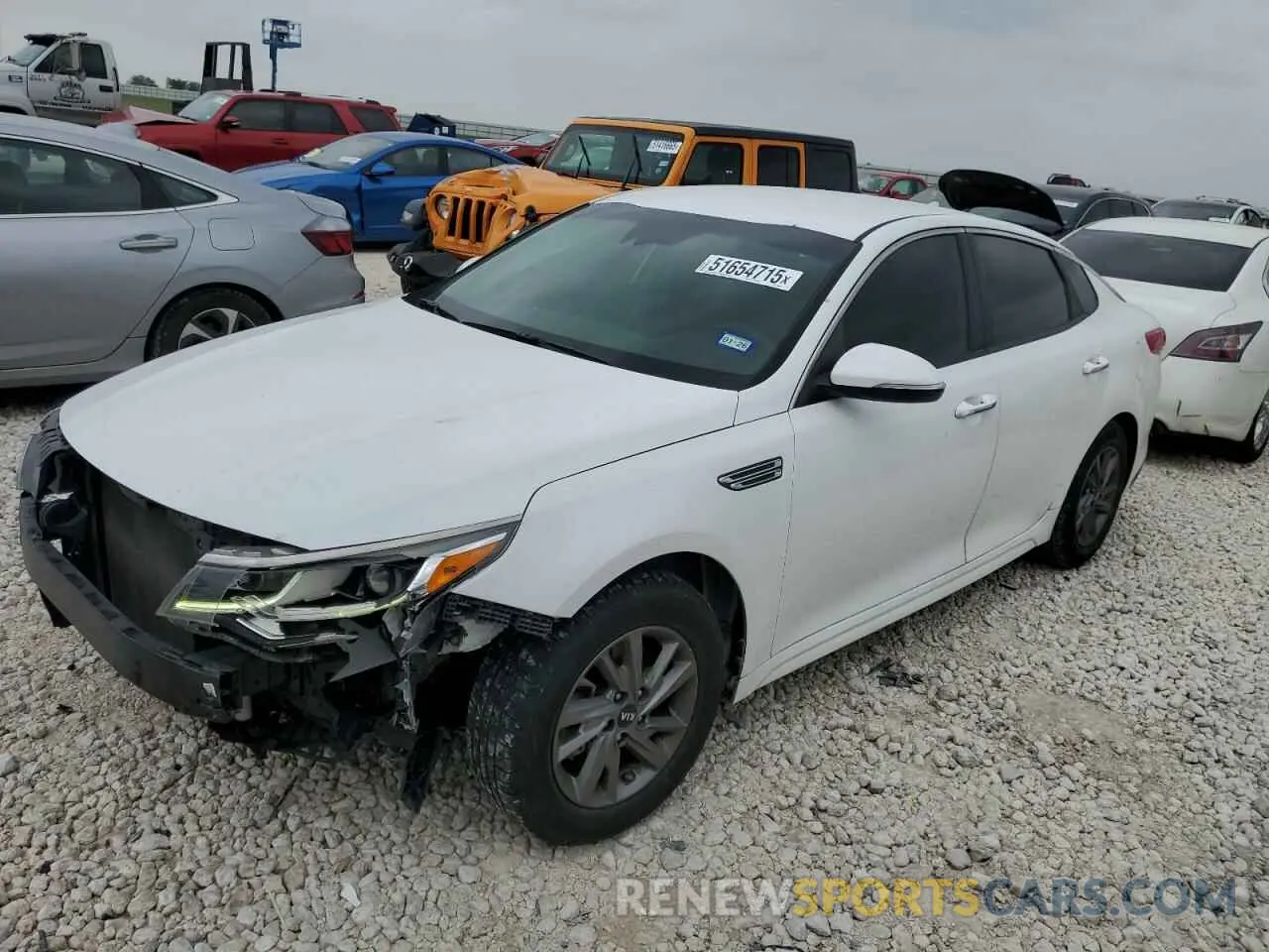 1 Photograph of a damaged car 5XXGT4L31KG338530 KIA OPTIMA 2019