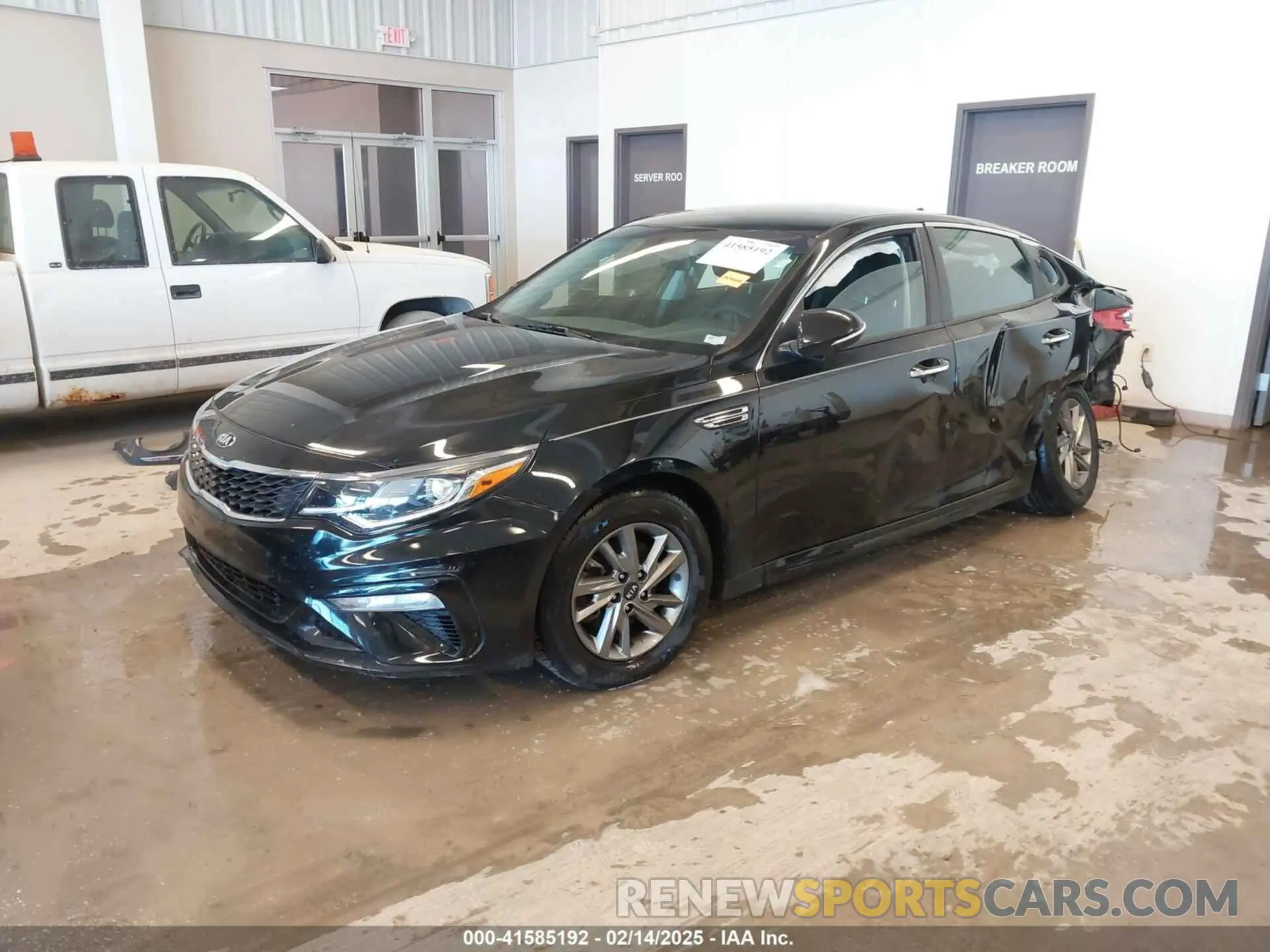 2 Фотография поврежденного автомобиля 5XXGT4L31KG342402 KIA OPTIMA 2019