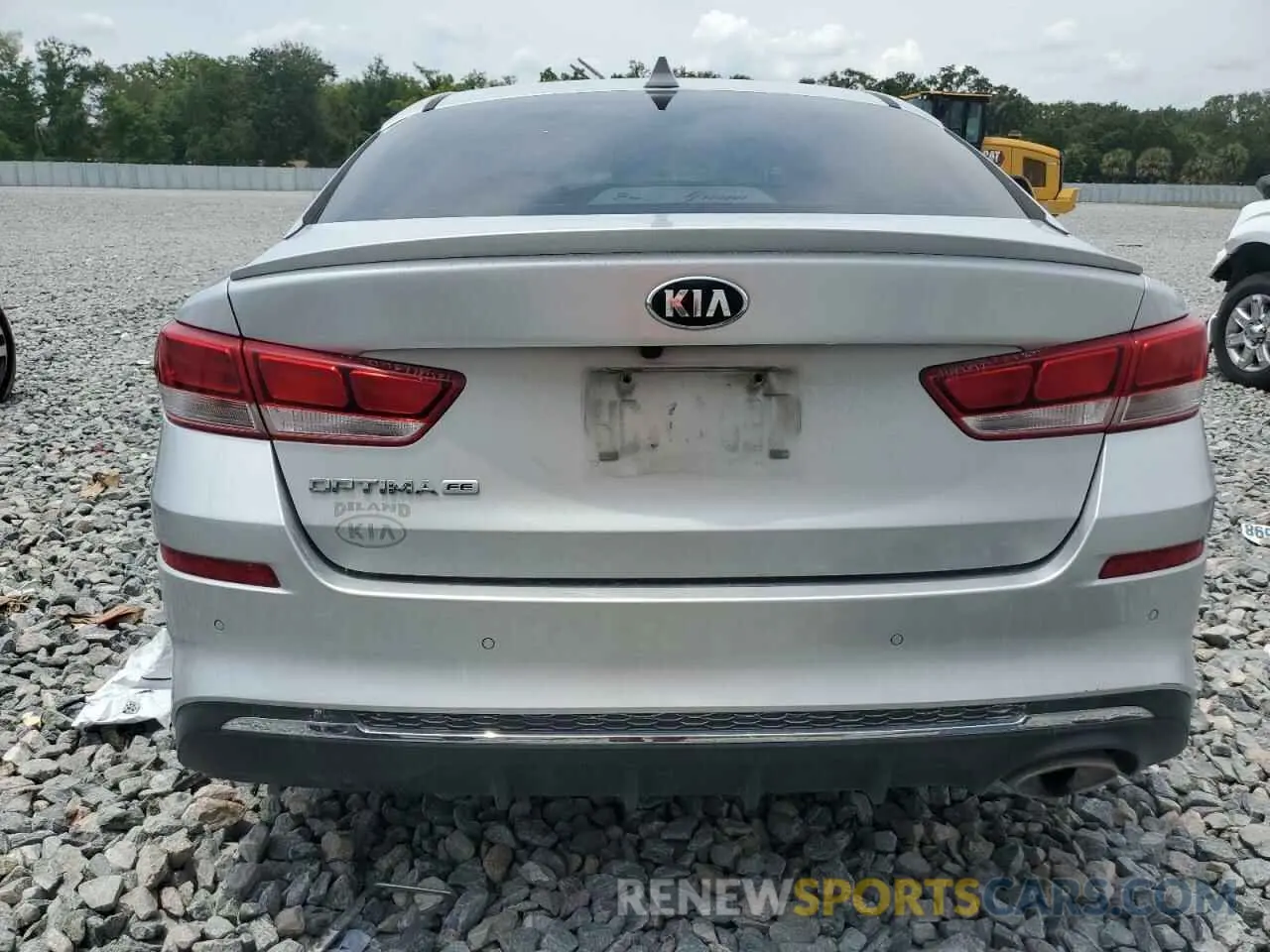 6 Photograph of a damaged car 5XXGT4L31KG346837 KIA OPTIMA 2019