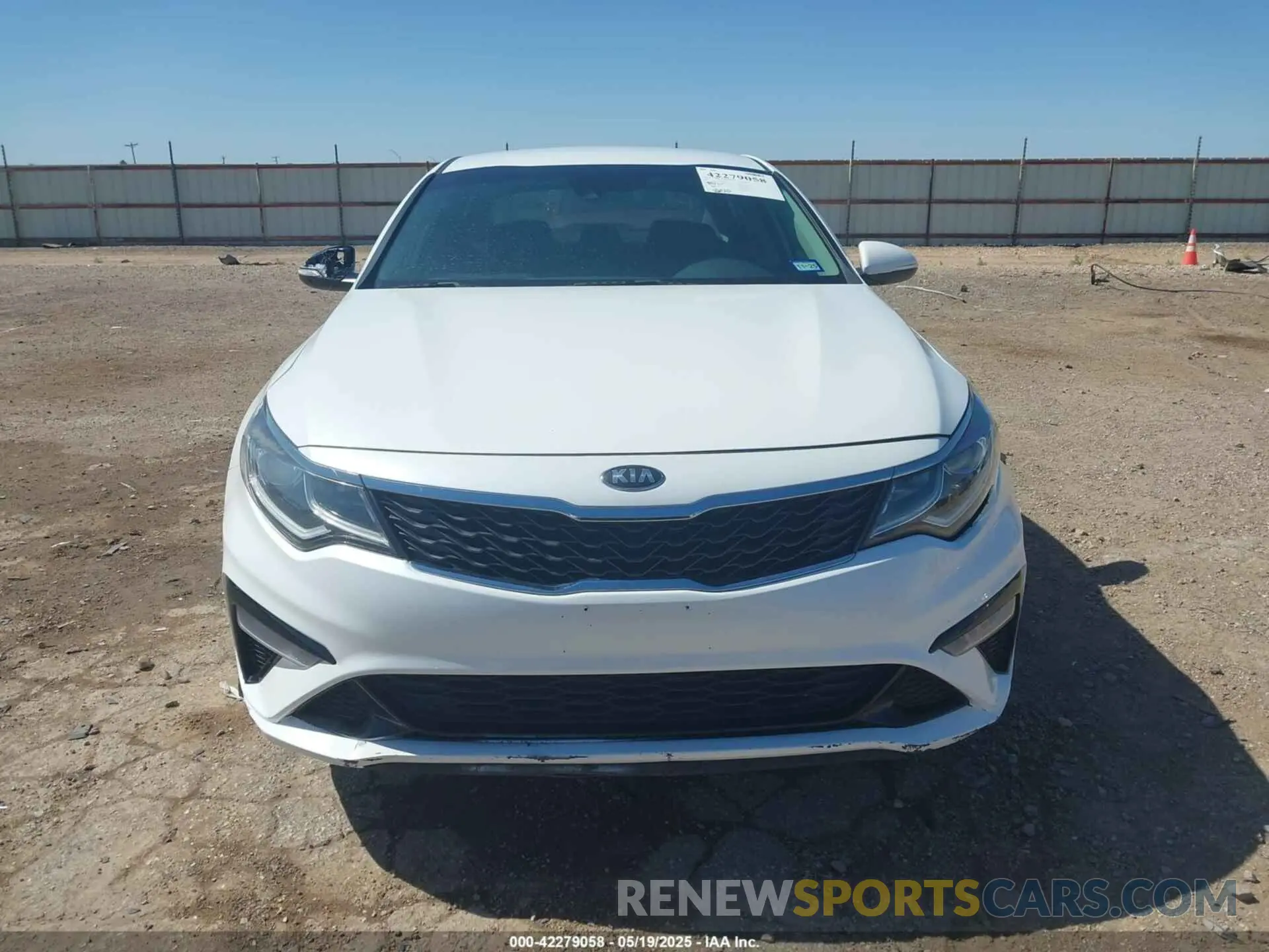 12 Photograph of a damaged car 5XXGT4L31KG356414 KIA OPTIMA 2019