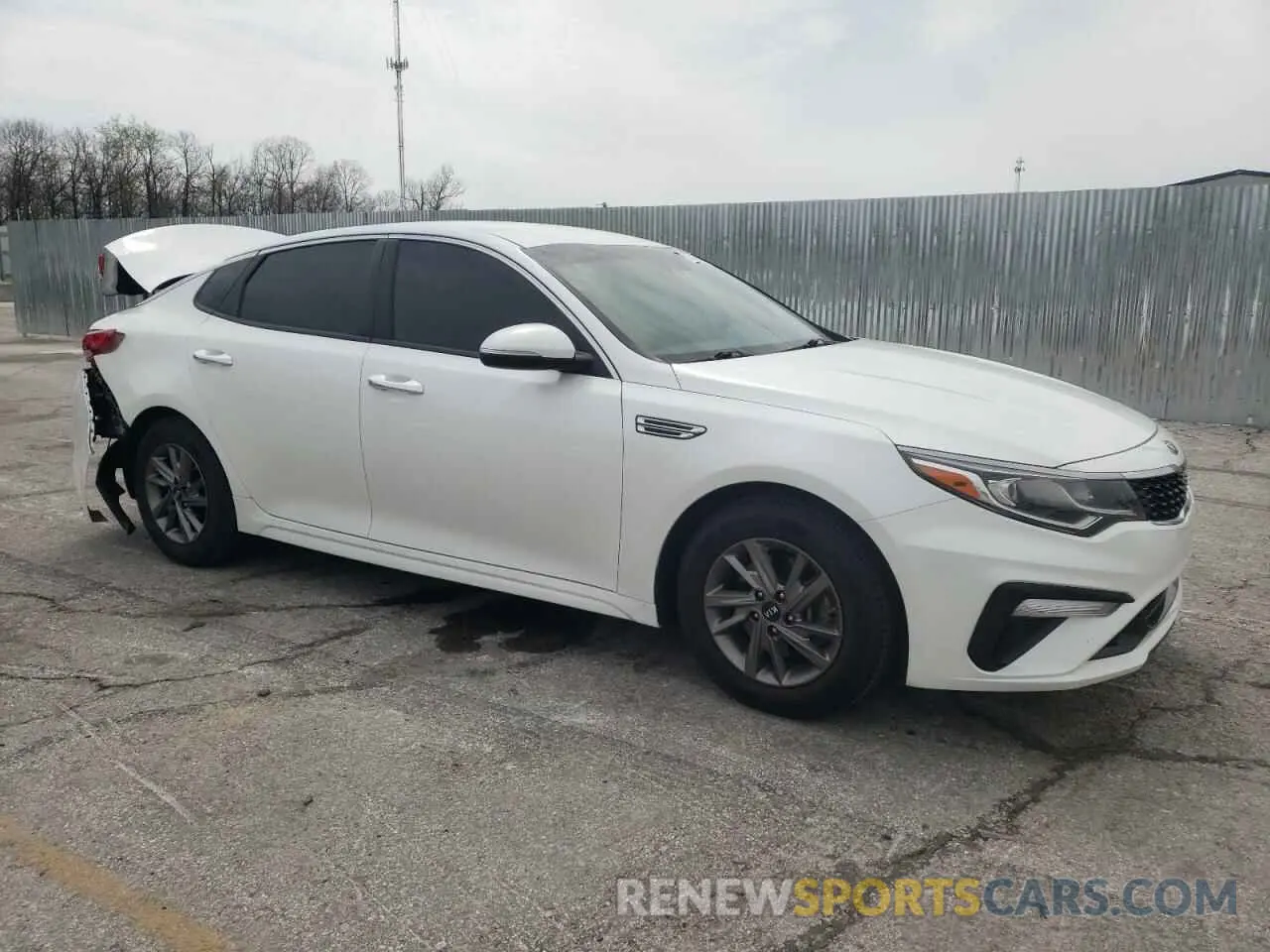 4 Фотография поврежденного автомобиля 5XXGT4L31KG357806 KIA OPTIMA 2019