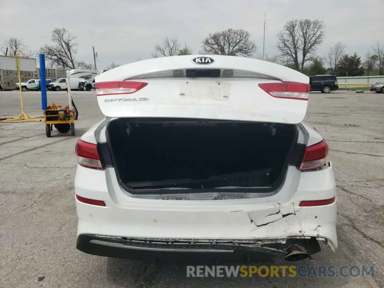 6 Фотография поврежденного автомобиля 5XXGT4L31KG357806 KIA OPTIMA 2019