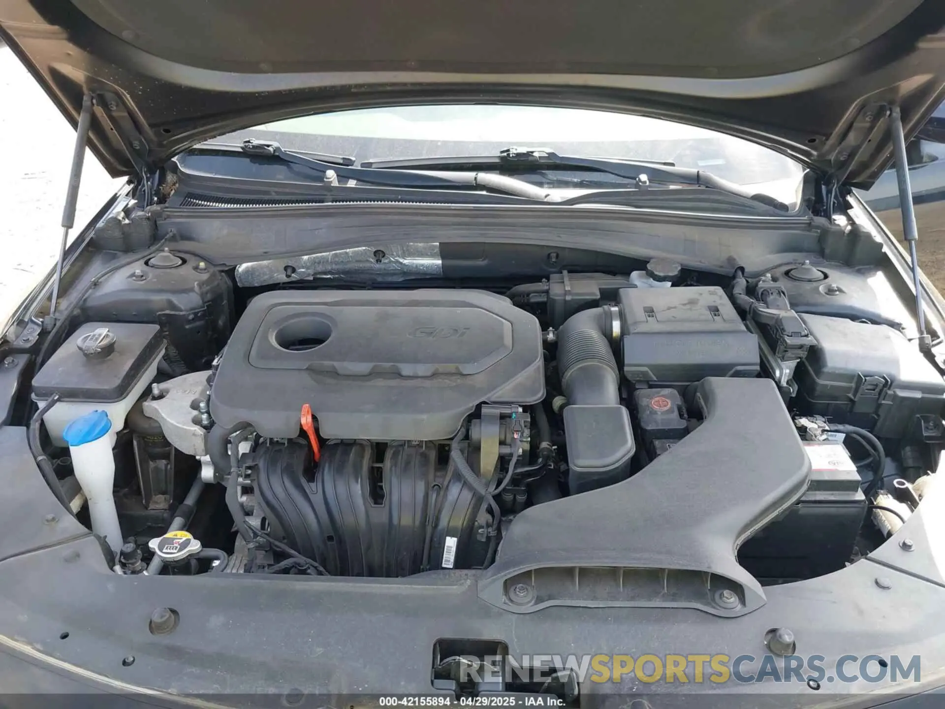 10 Photograph of a damaged car 5XXGT4L32KG284509 KIA OPTIMA 2019