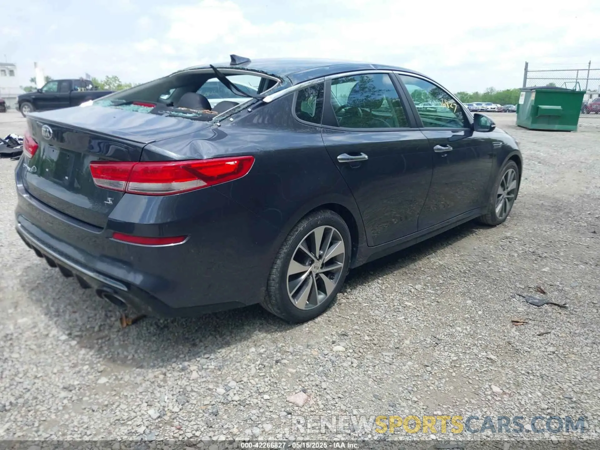 4 Photograph of a damaged car 5XXGT4L32KG298796 KIA OPTIMA 2019