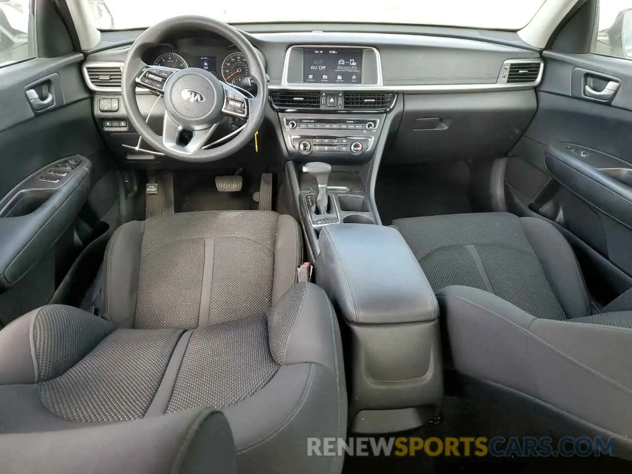 8 Фотография поврежденного автомобиля 5XXGT4L32KG329299 KIA OPTIMA 2019
