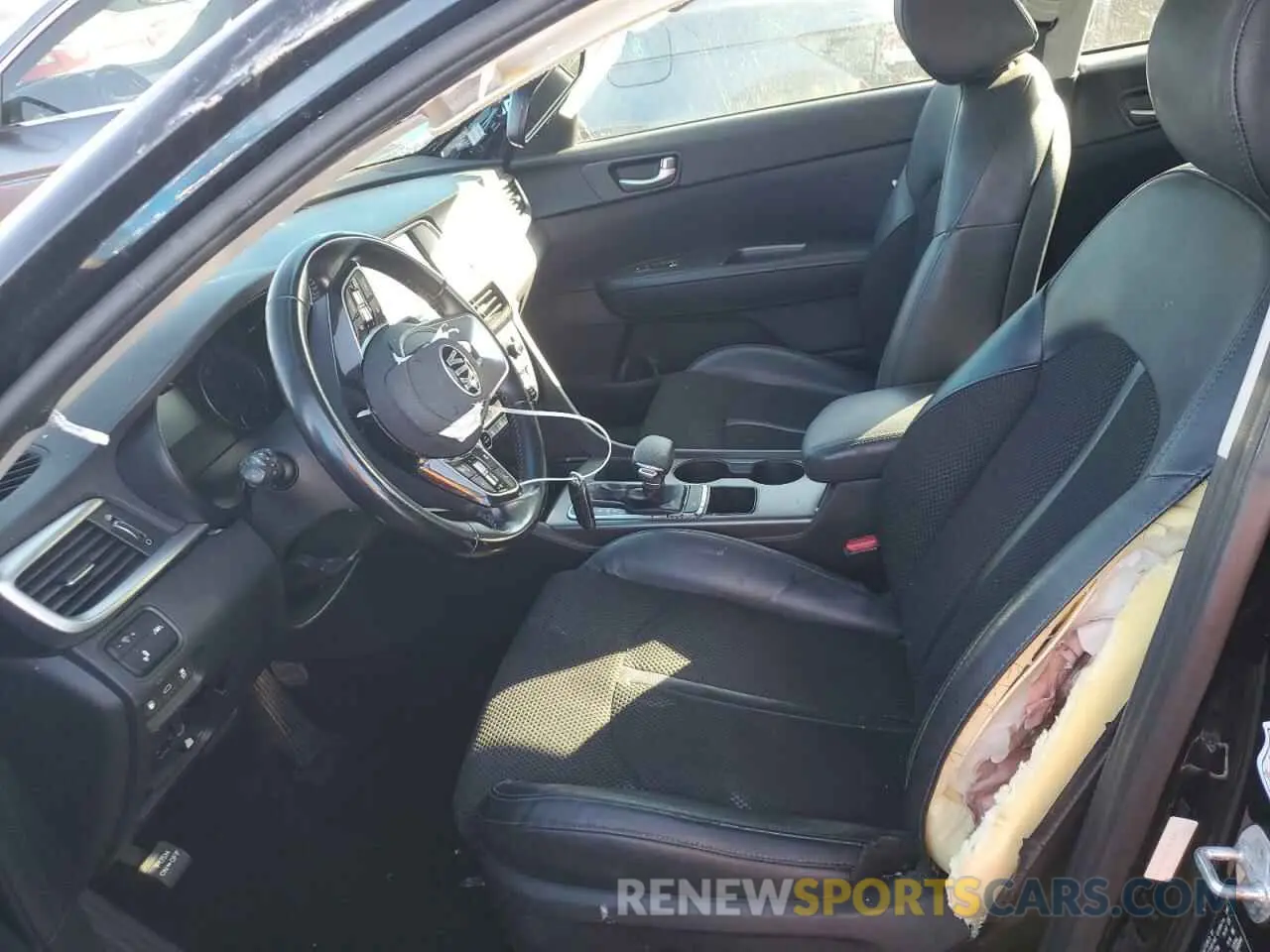 7 Photograph of a damaged car 5XXGT4L32KG331411 KIA OPTIMA 2019