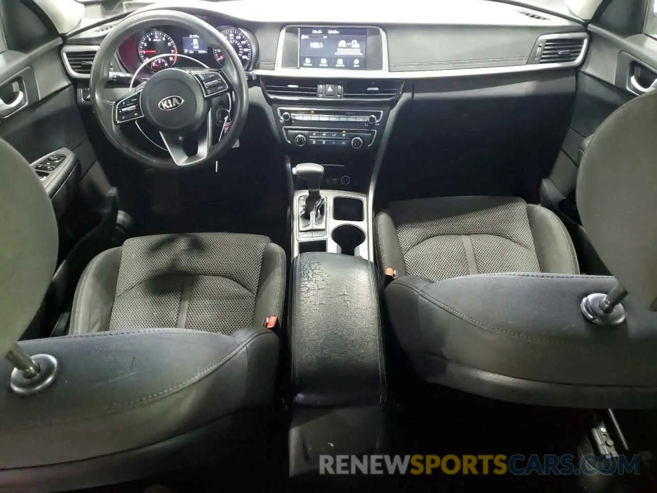 8 Фотография поврежденного автомобиля 5XXGT4L32KG335927 KIA OPTIMA 2019