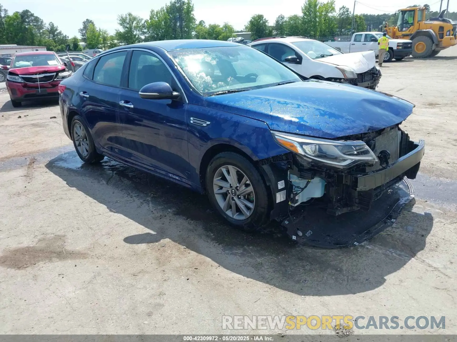 1 Photograph of a damaged car 5XXGT4L32KG345423 KIA OPTIMA 2019