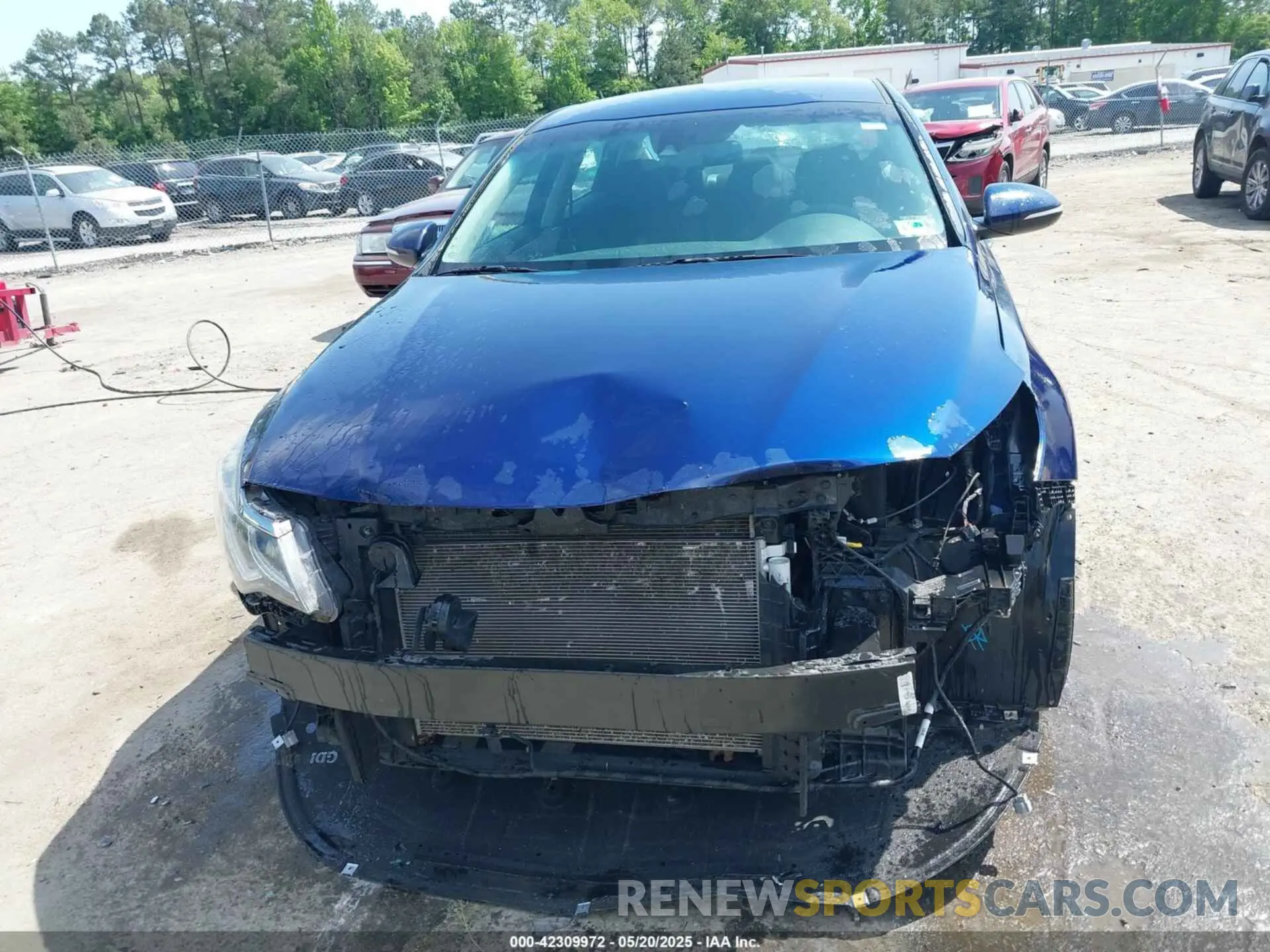 12 Photograph of a damaged car 5XXGT4L32KG345423 KIA OPTIMA 2019