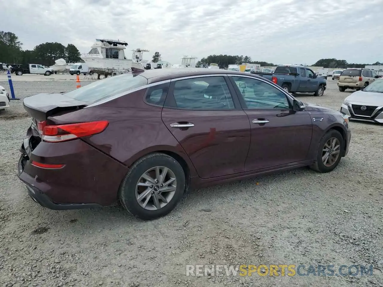3 Photograph of a damaged car 5XXGT4L32KG346958 KIA OPTIMA 2019