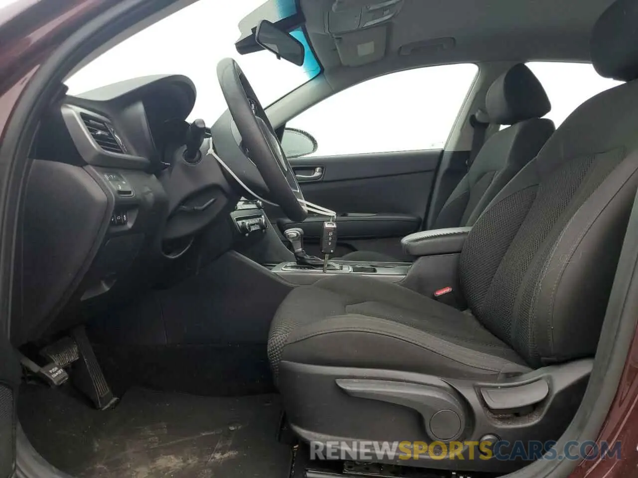 7 Photograph of a damaged car 5XXGT4L32KG346958 KIA OPTIMA 2019