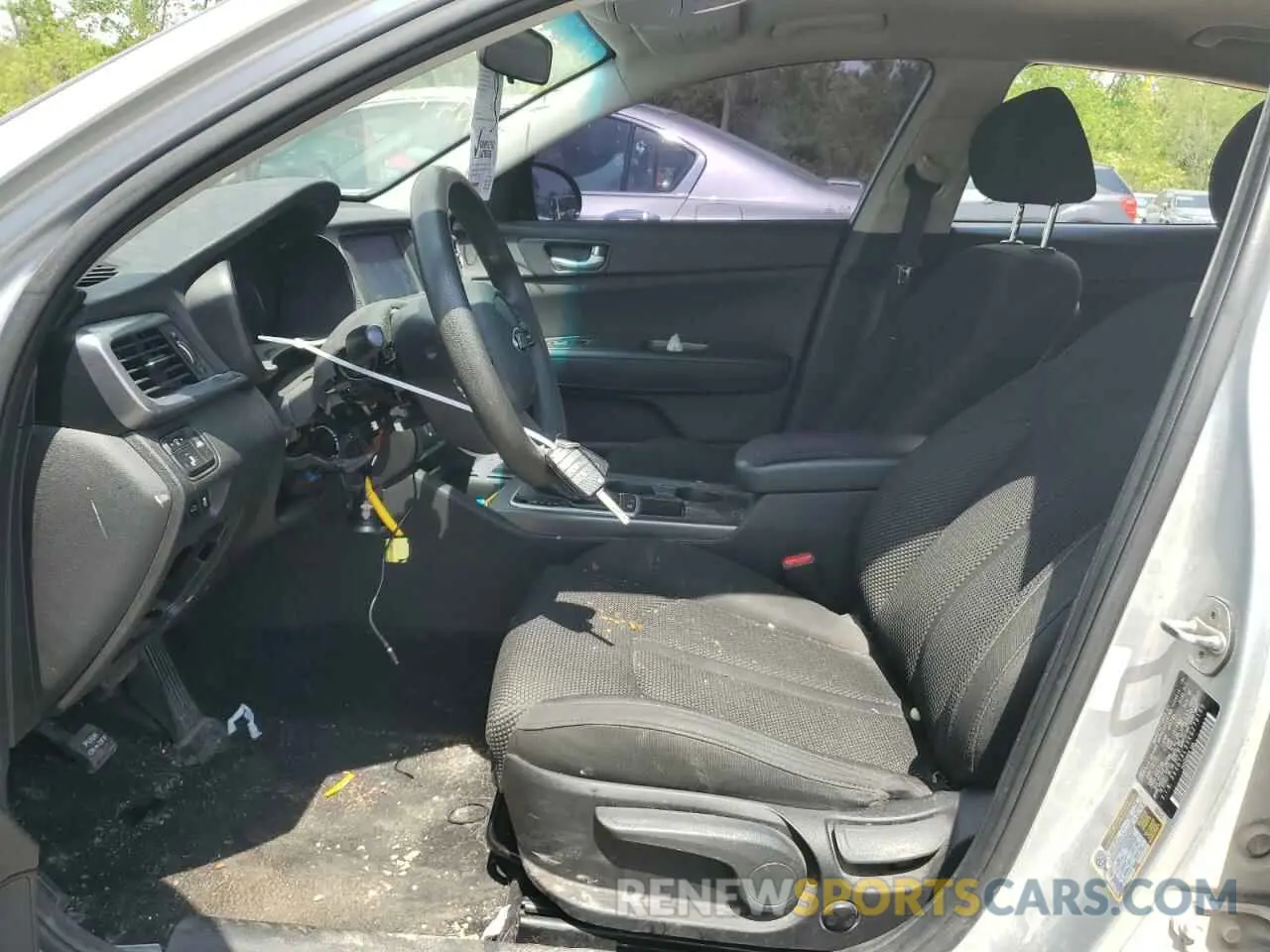 7 Photograph of a damaged car 5XXGT4L33KG279190 KIA OPTIMA 2019