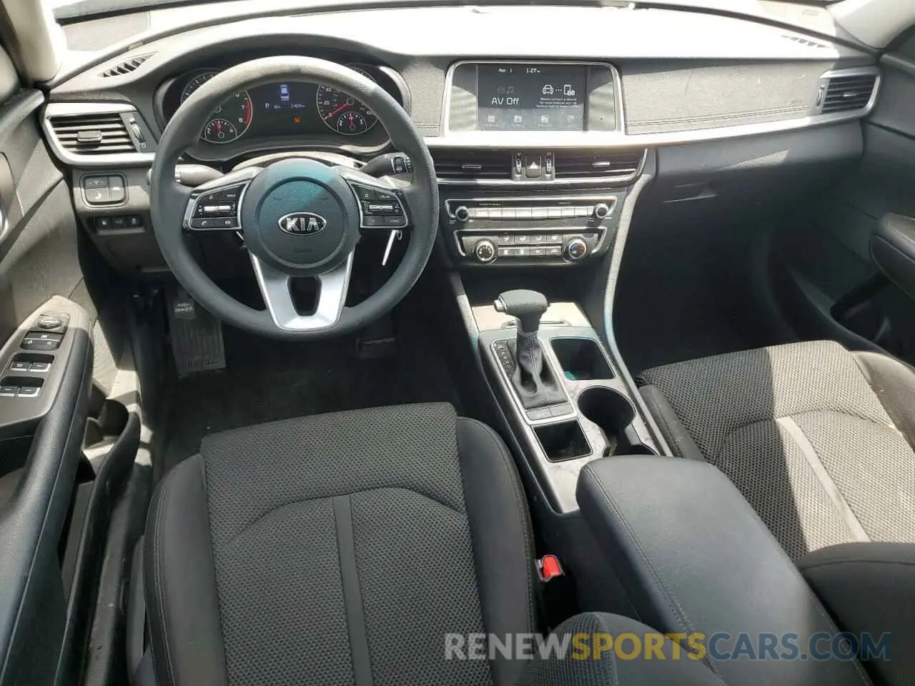 8 Фотография поврежденного автомобиля 5XXGT4L33KG316996 KIA OPTIMA 2019