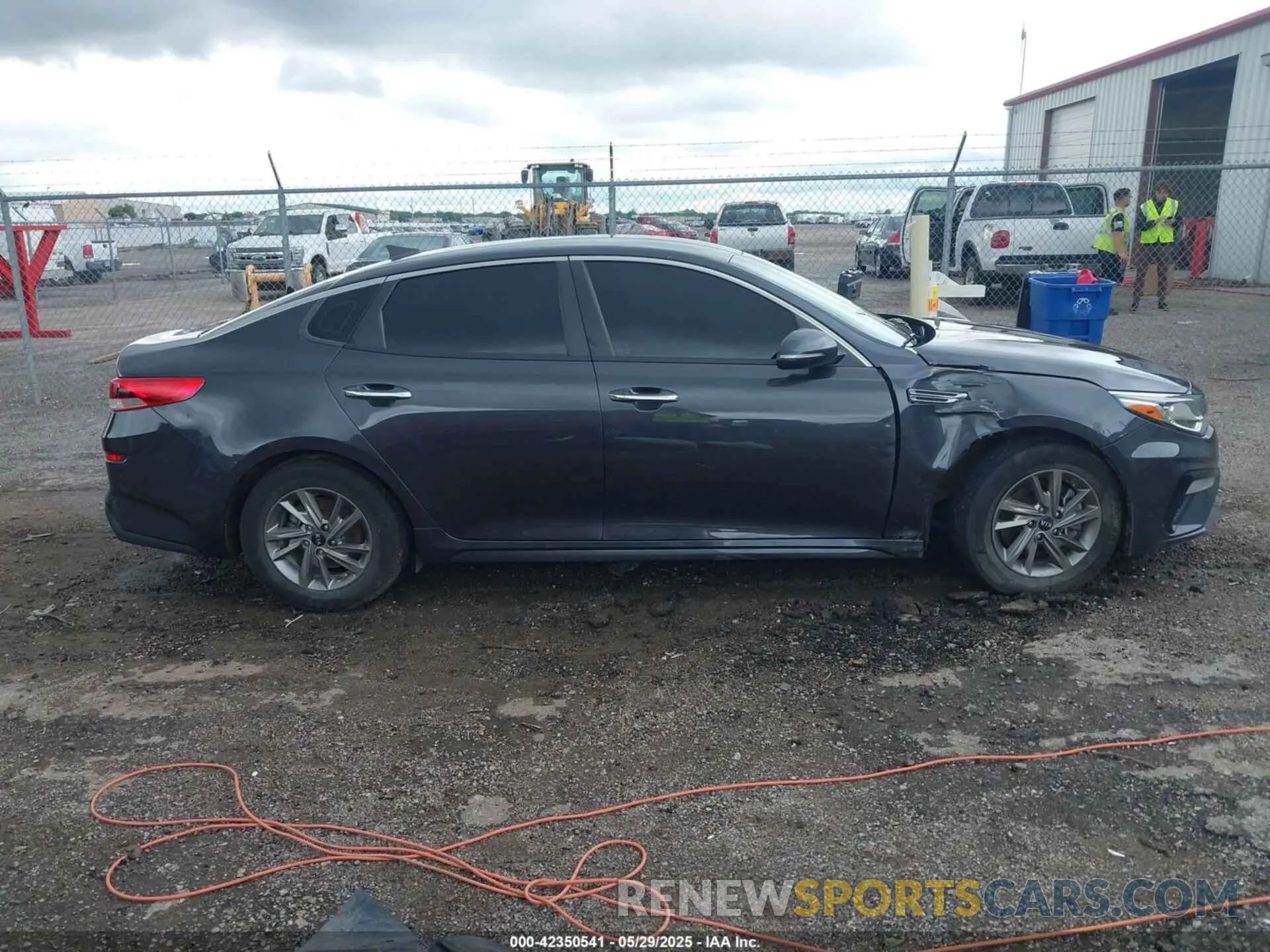 13 Фотография поврежденного автомобиля 5XXGT4L33KG329005 KIA OPTIMA 2019
