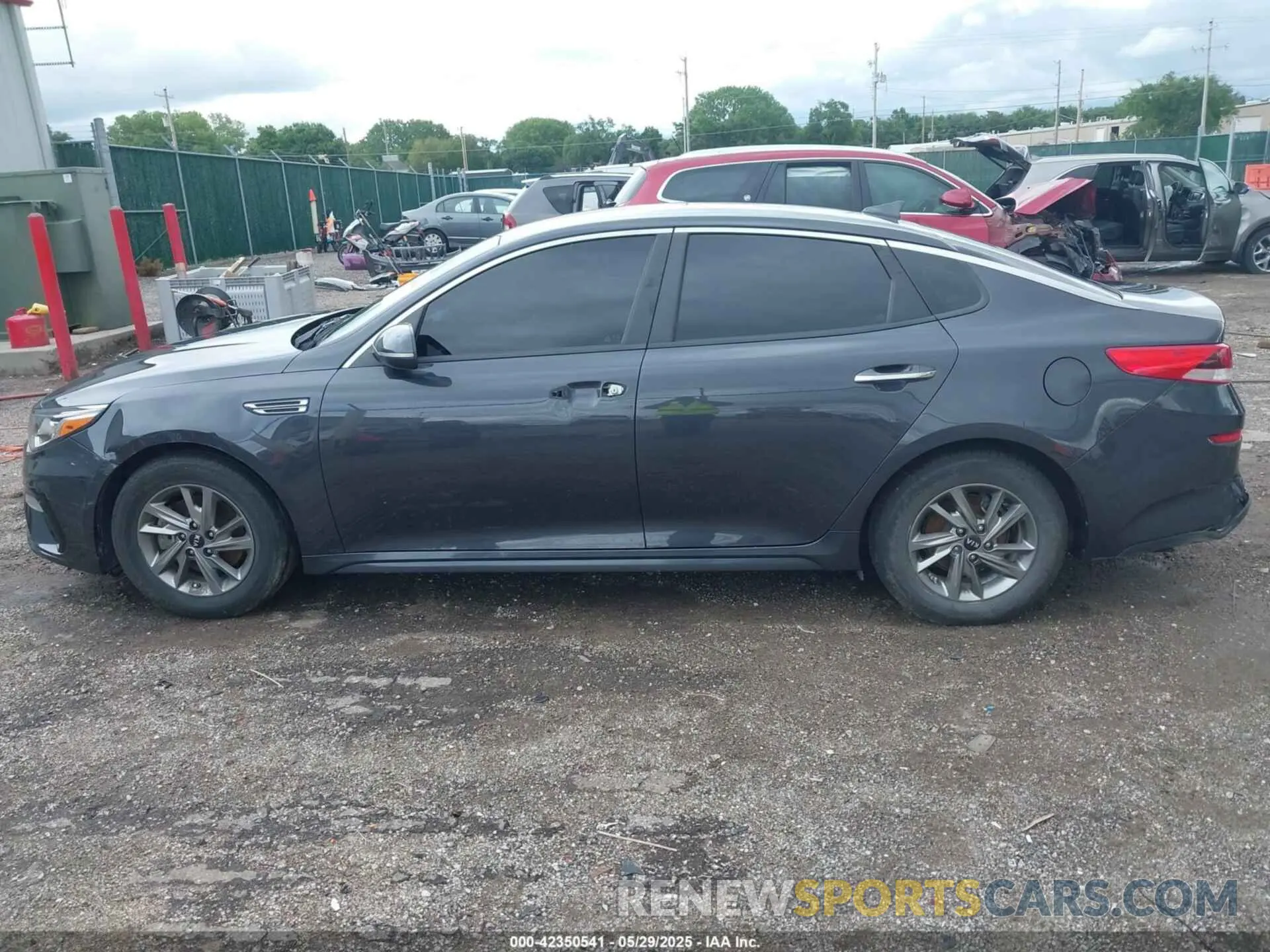 14 Фотография поврежденного автомобиля 5XXGT4L33KG329005 KIA OPTIMA 2019