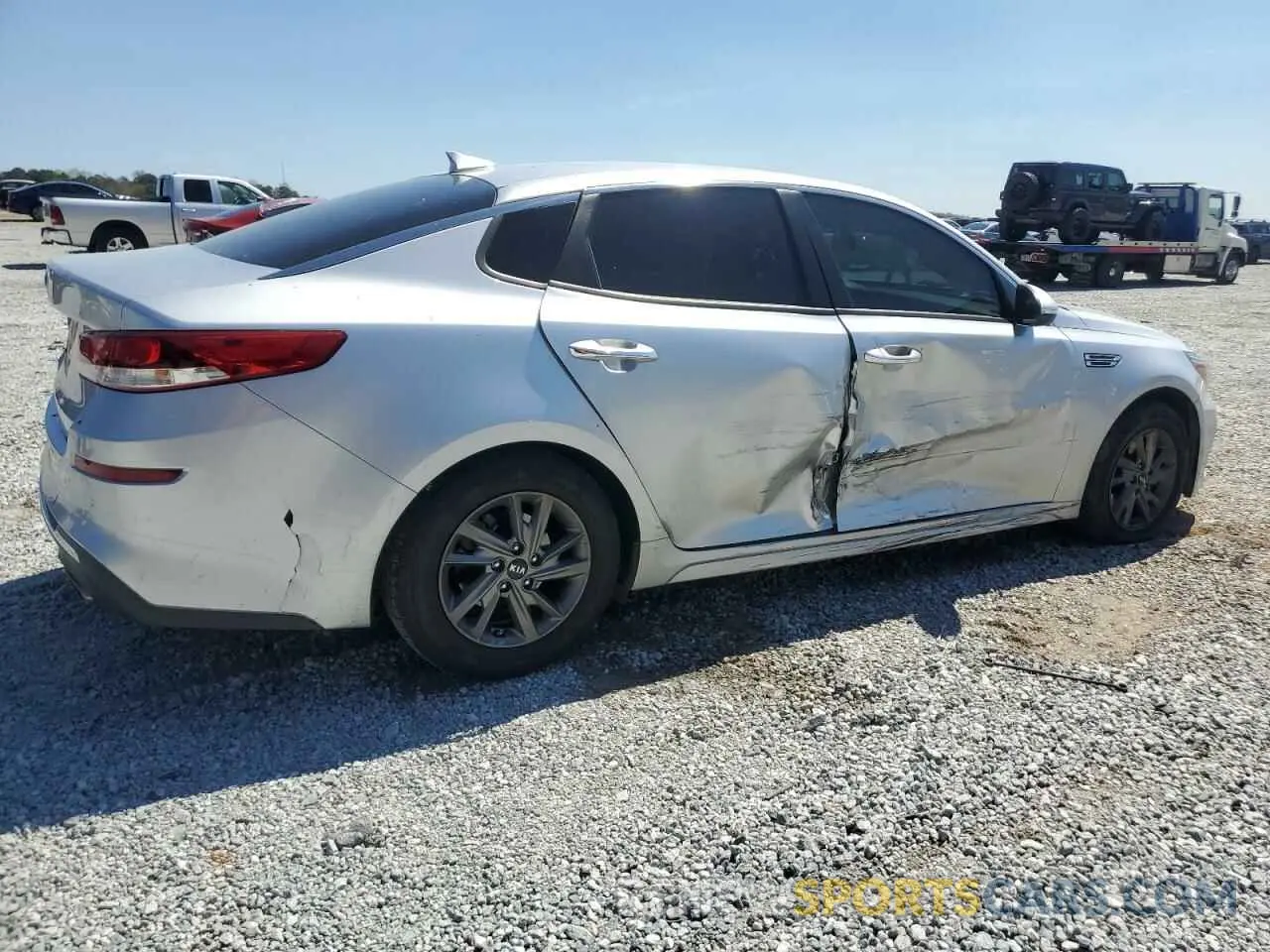 3 Photograph of a damaged car 5XXGT4L33KG342546 KIA OPTIMA 2019
