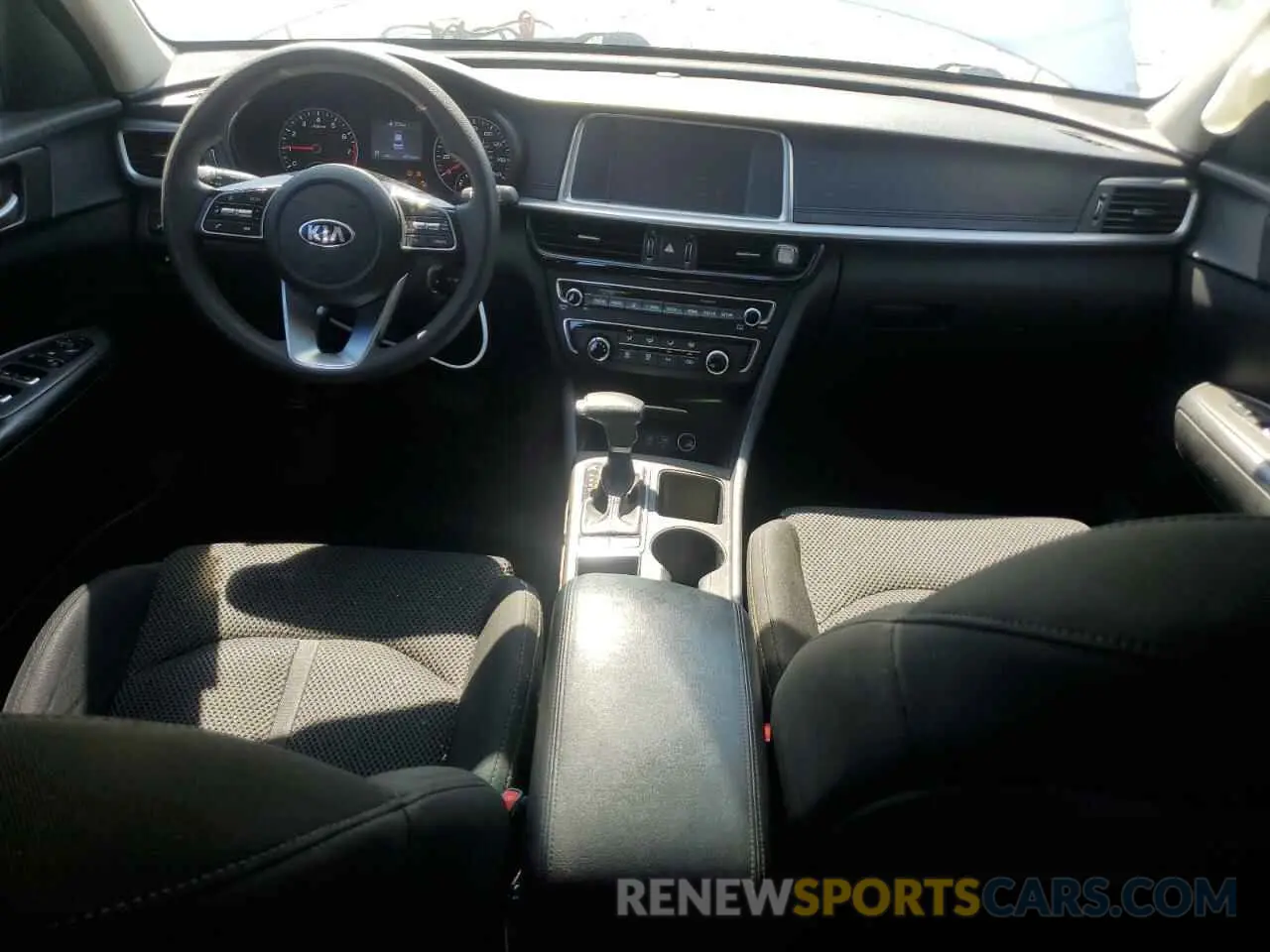 8 Photograph of a damaged car 5XXGT4L33KG342546 KIA OPTIMA 2019