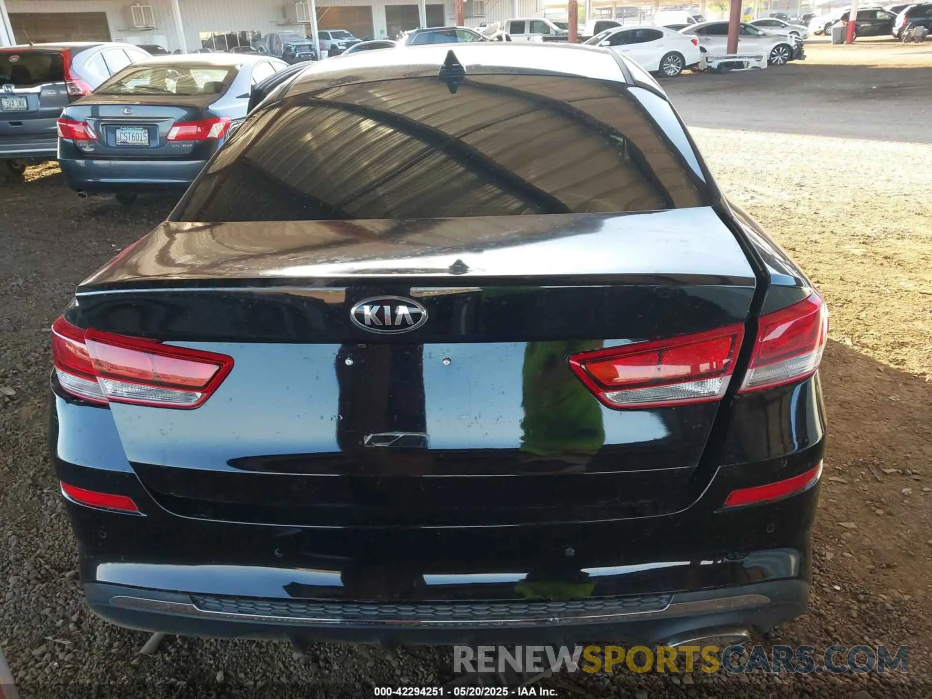 16 Photograph of a damaged car 5XXGT4L33KG344636 KIA OPTIMA 2019