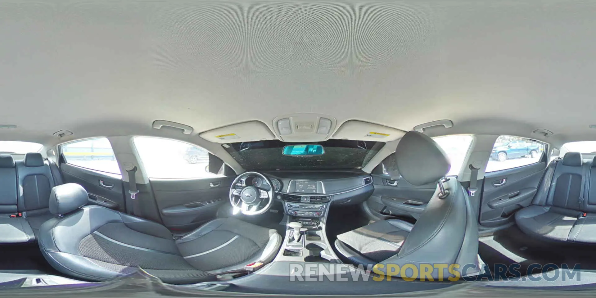 12 Фотография поврежденного автомобиля 5XXGT4L33KG367625 KIA OPTIMA 2019