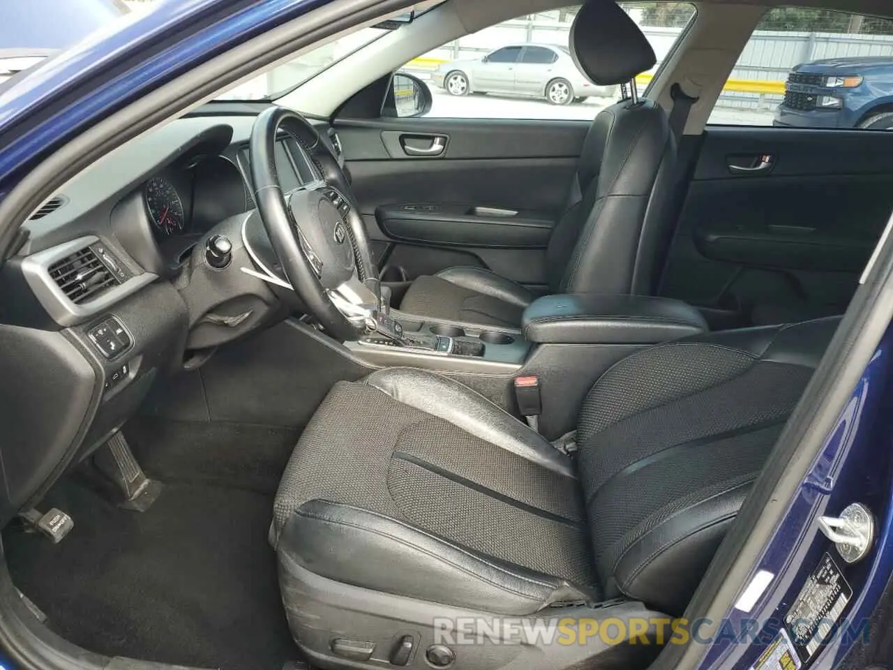 7 Фотография поврежденного автомобиля 5XXGT4L33KG367625 KIA OPTIMA 2019