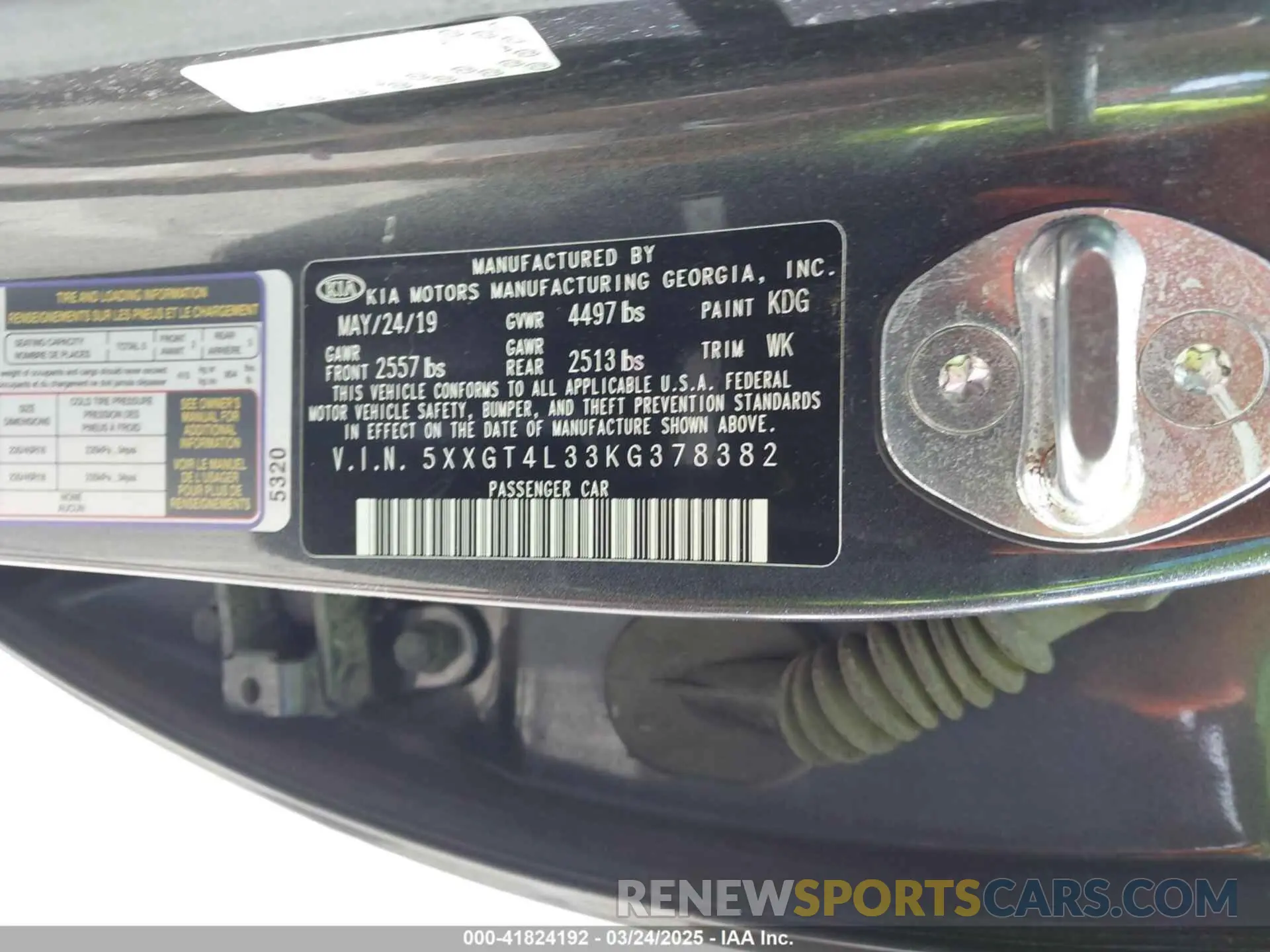 9 Photograph of a damaged car 5XXGT4L33KG378382 KIA OPTIMA 2019