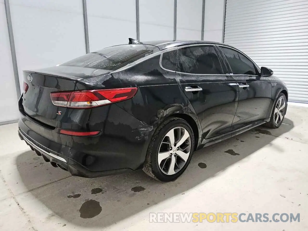 3 Photograph of a damaged car 5XXGT4L34KG279764 KIA OPTIMA 2019