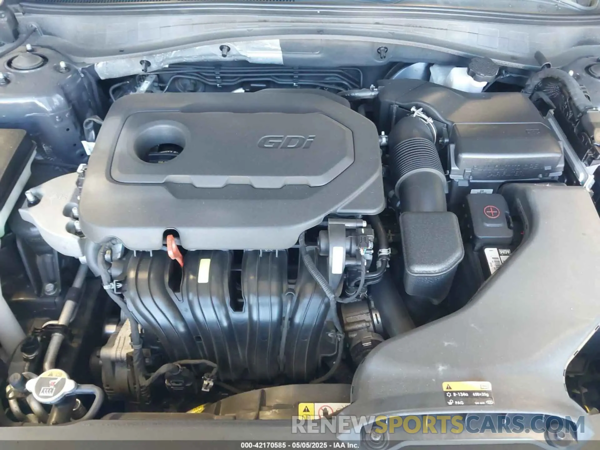 10 Photograph of a damaged car 5XXGT4L34KG287749 KIA OPTIMA 2019
