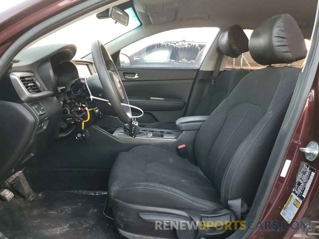 7 Фотография поврежденного автомобиля 5XXGT4L34KG323603 KIA OPTIMA 2019